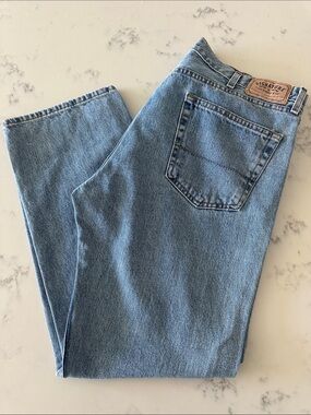 Signature by Levi Strauss Light Blue Straight Leg Men’s Jeans